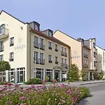 Henry Hotel