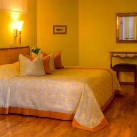 Henry Hotel