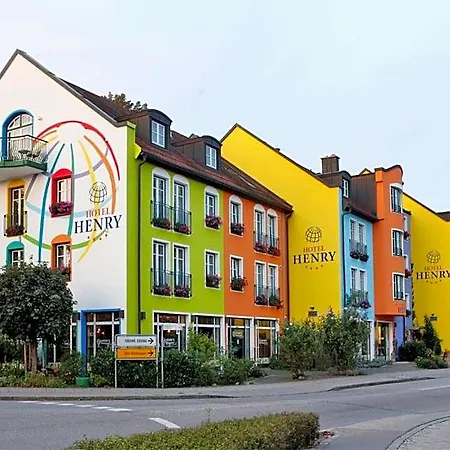 Henry Hotel