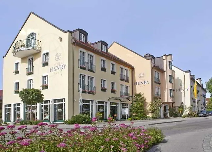 Henry מלון